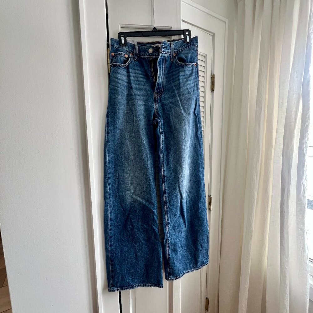 Levi's Ribcage Wide Leg Jeans Size 26 32 inch inseam Polar Perimeter